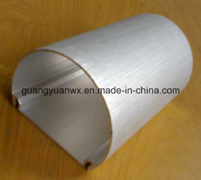 Tubo mecanizado de aluminio anodizado ovalado de plata 2024